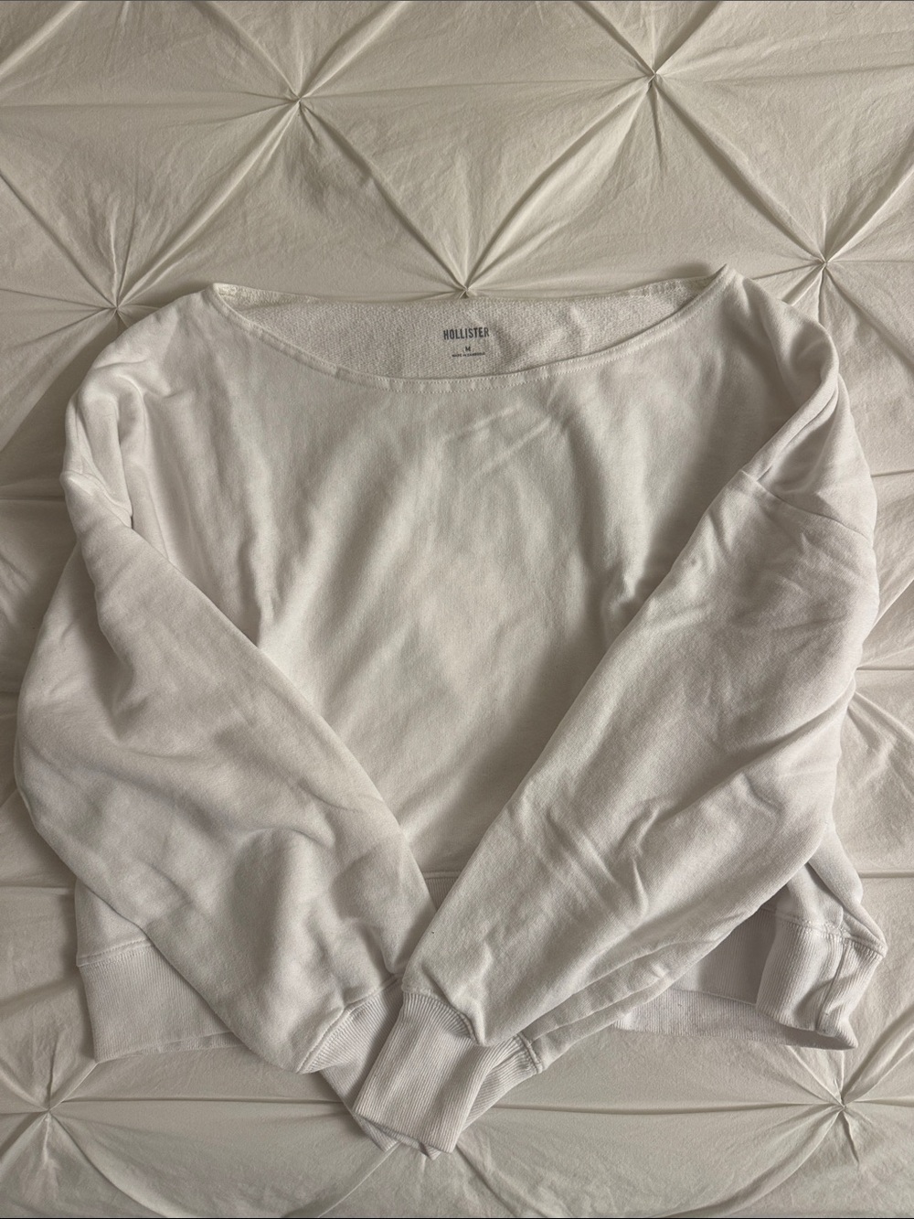 Hollister White Boatneck Pullover Sweatshirt